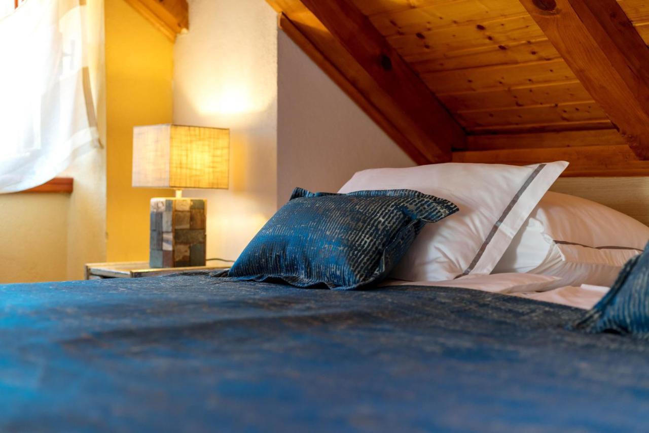Villa Vicina Heritage Villa For 9,Milna - Close To Restaurants And Shops Extérieur photo